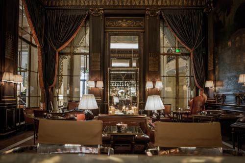 Bar/lounge, Le Meurice – Dorchester Collection in 1st - Louvre - Chatelet