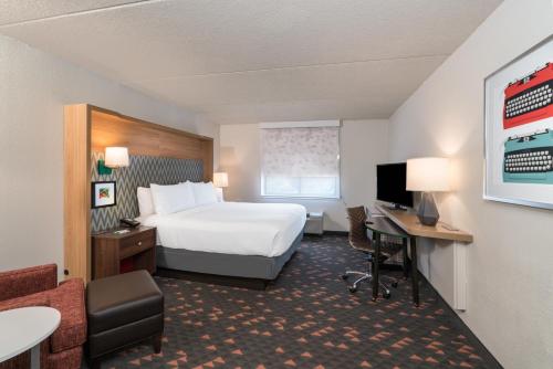 Holiday Inn Atlanta/Roswell, Roswell, GA, United States Overview