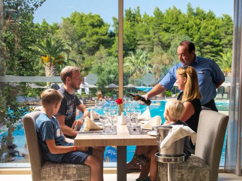 Poseidon Hotel Sea Resort in Chalkidiki