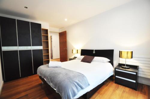 2 Bed Modern Apartment In Old Street Free Wifi By City Stay London