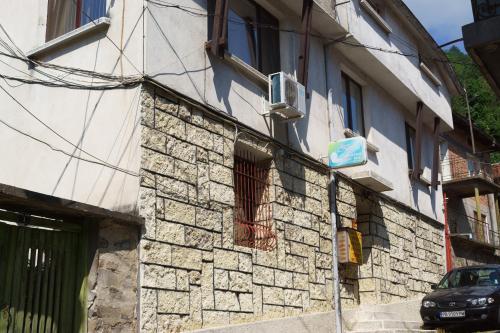 . Guest House Perla