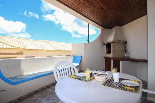  Tr3s Qu4rtos Fontinha by AnaLodges in Porto Santo