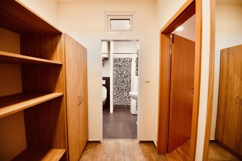 Jelica restaurant apartment