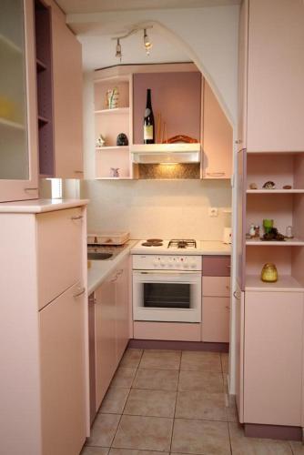 Apartment Marina 5953b - image 3
