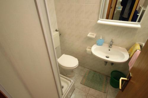 Apartments and rooms with parking space Marina Trogir - 5953 - image 4