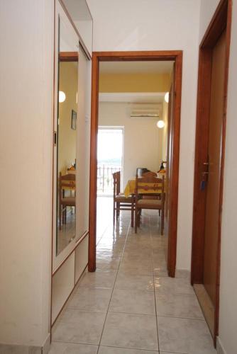 Apartment Marina 5953c - image 7