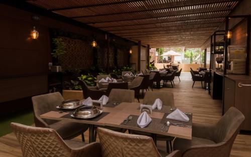 156908327 Hotel Lomas 10 Medellin by DICO
