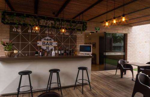 156908361 Hotel Lomas 10 Medellin by DICO