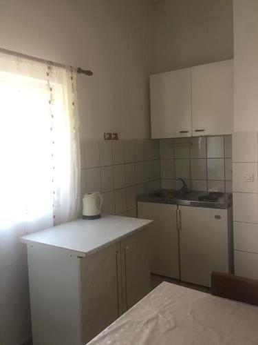 Apartments by the sea Podaca Makarska - 2618 - image 4