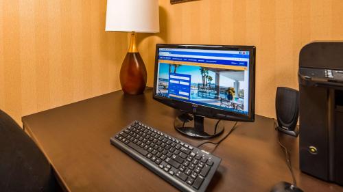 Best Western Danville Inn - image 3