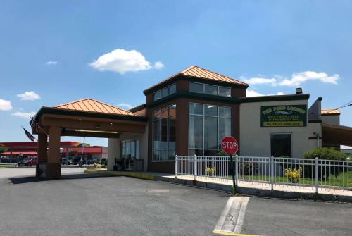Days Inn By Wyndham Carlisle North - image 6
