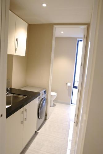 المرافق, Golden Sun Apartment -Two bedrooms, Three bedrooms in Wigram