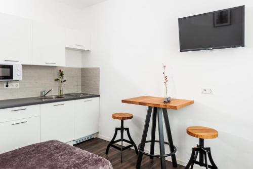 Apartment City Lenaustrasse | contactless check-in - image 9