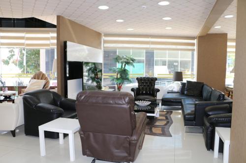 Business Grand Hotel - main image