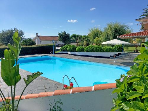  Chalet con pìscina en zona de playa in Ares