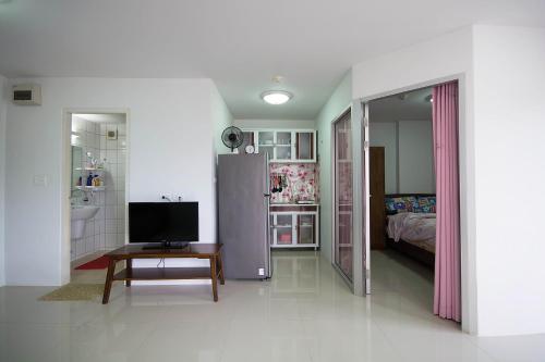 Grandbeach 2 Condominium by malai
