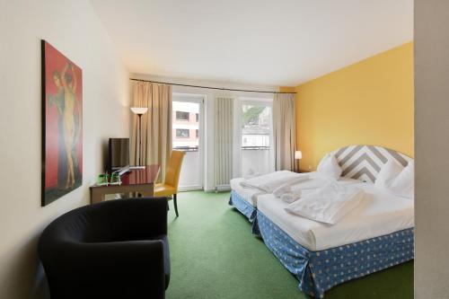 Hotel Neutor Express - image 6