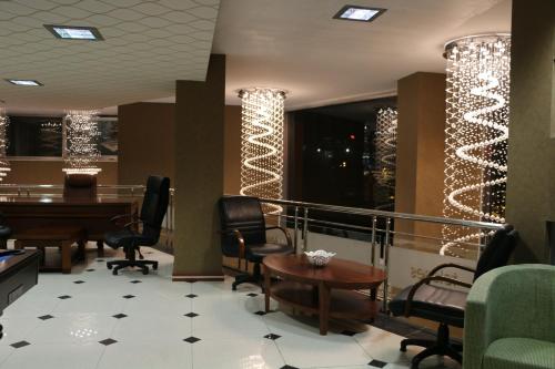 Business Grand Hotel - image 10