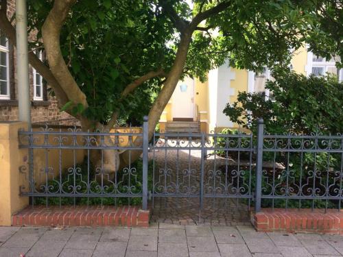 Bejárat, Beautiful apartment in a historic villa in Hattingen