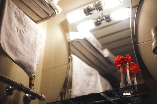 Vintage Hotel - image 5