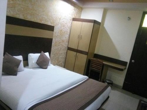 Hotel Dwarkadhish Intercontinental