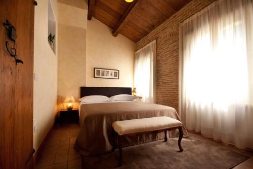  Residenza i Platani, Pension in Santarcangelo di Romagna bei Poggio Berni