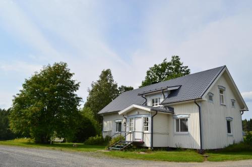 Luntinmäen omakotitalo - Accommodation - Keskikylä