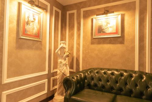 Troya Hotel