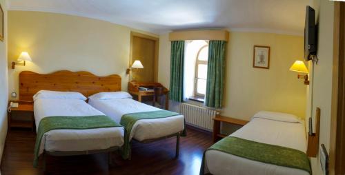 Hotel Vall de Núria - main image
