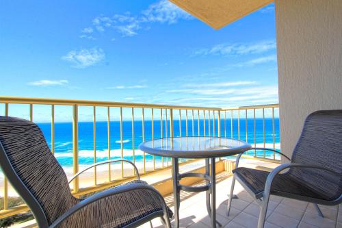 Capricorn One Beachside Holiday Apartments - Official