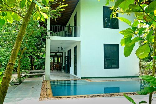 Villa by the Lake Bolgoda, Moratuwa-Colombo, Моратува (фото 3)
