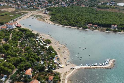  Apartment Dalmacija u Privlaci in Privlaka