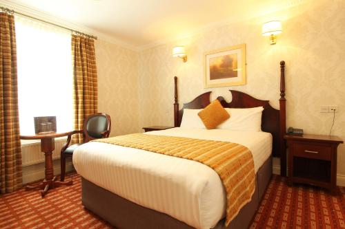 Castle Hotel - image 7