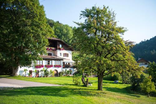 Gasthof Wieser - Accommodation - Appiano sulla Strada del Vino