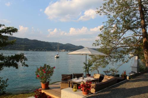 Ferienwohnung Appartment mit Privatbadestrand Kusternighof in Velden am Wörthersee, Österreich