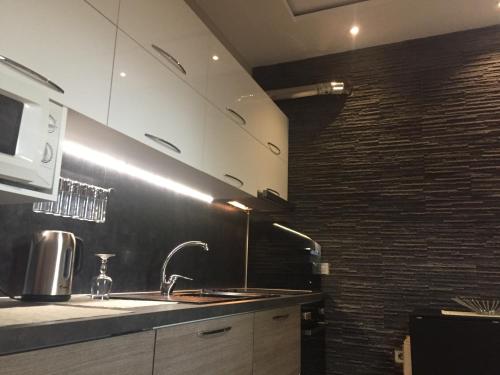 Haris Apartments Tirana, Tirana (zdjęcie 9)