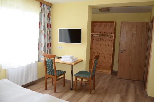 Large Double Room