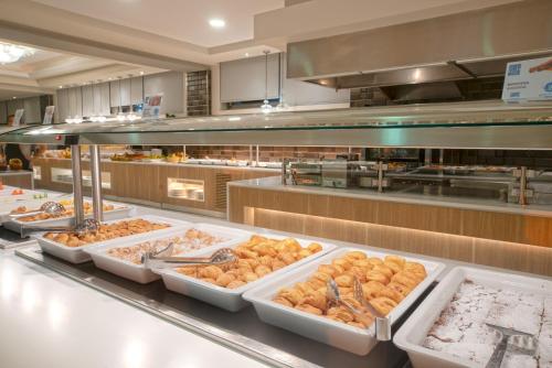 Elea Beach Hotel - image 12
