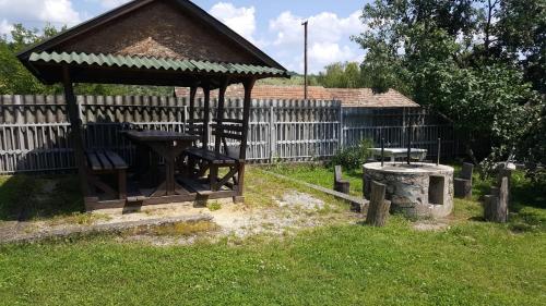  Éles Vendégházak in Aggtelek