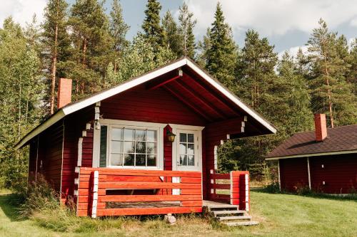 Entrance, Korvala log cabins in Korvala