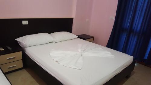 1 double bed