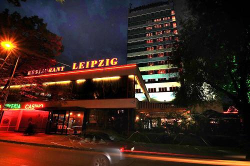 Hotel Leipzig - Tap to explore photos
