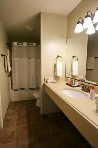 Hidden Canyon Retreat