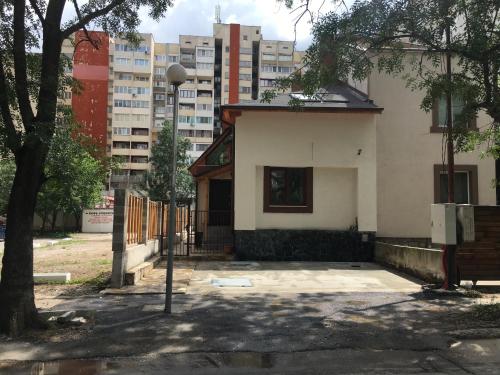 Sofia Family House - image 6
