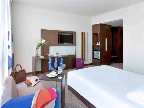 room detail thumbnail 0