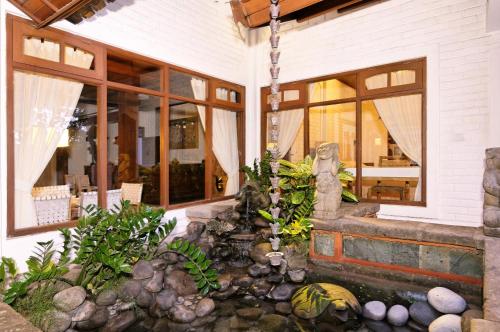 Villa Tirta Kuta-Legian