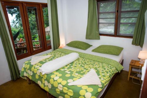 1 queen bed