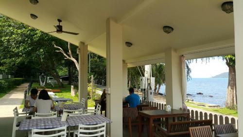 Food and beverages, Baan Sukhita near Khao Laem Sing Forest Park