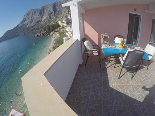  The Power Of Adriatic Sea in Drašnice