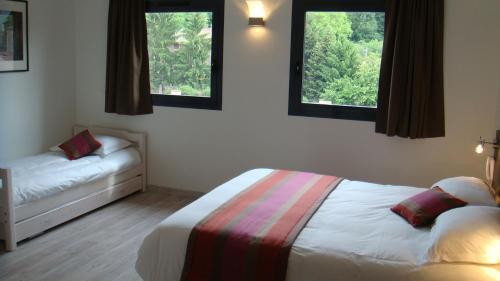 Côté Hôtel - Hotel - Légny